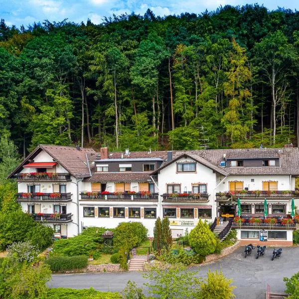 Gasthof-Hotel Lärmfeuer: Rohrbach şehrinde bir otel