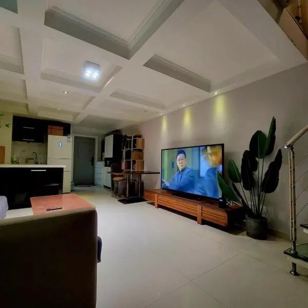 Chaoyang Joy City Hardcover Apartment, hotel in Beijing