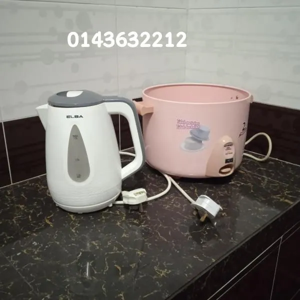 Ekaira homestay, hotell Tambunis