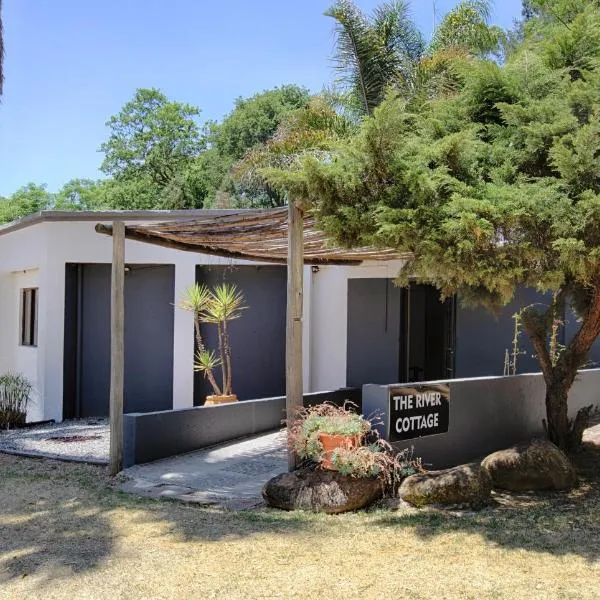 The River Cottage, Hotel in Muldersdrift