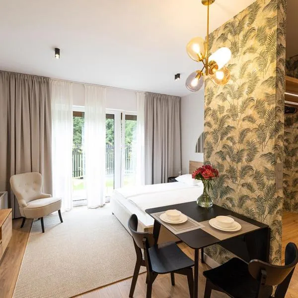 B85 Suites, hotel in Warsaw