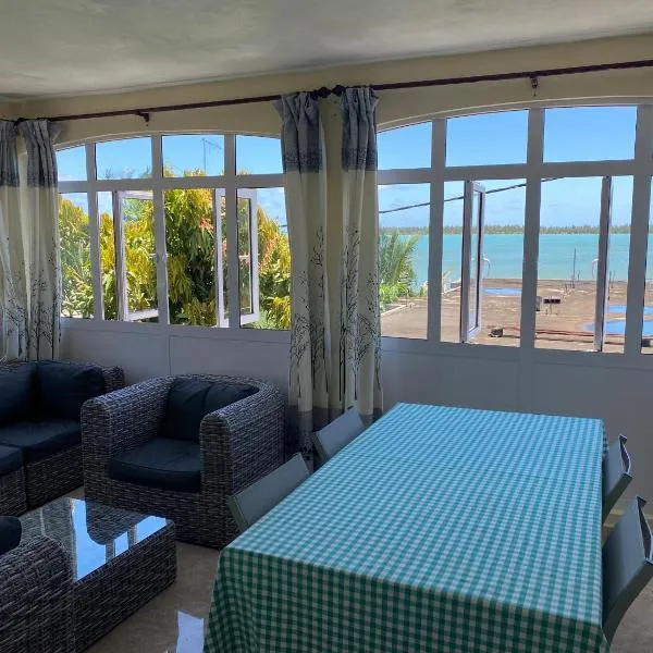 Vue sur mer, hotel v destinaci La Gaulette