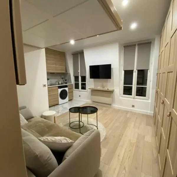Joli studio paris 17, hotel in Paris