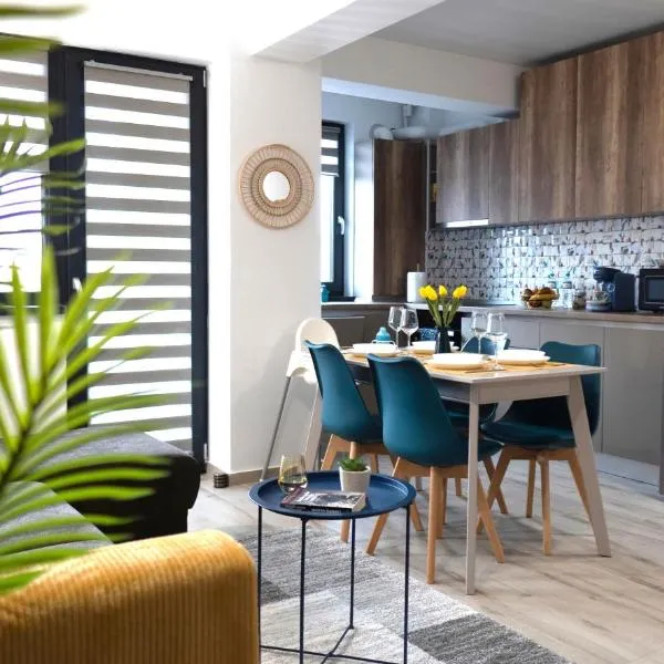 'Just like home' Apartment - with Private Parking Place, hotel em Galaţi