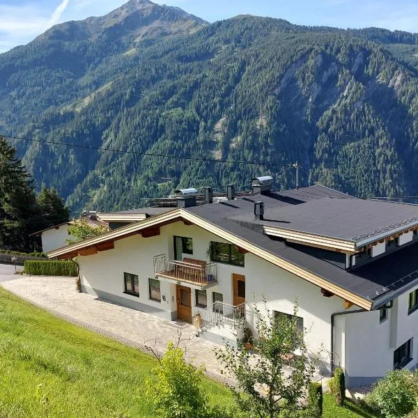 Apartments Amelie -1- mit Wallbox für E-Autos, Hotel in Kaunerberg