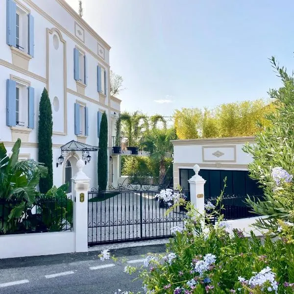 Villa Caprice、シス・フール・レ・プラージュのホテル