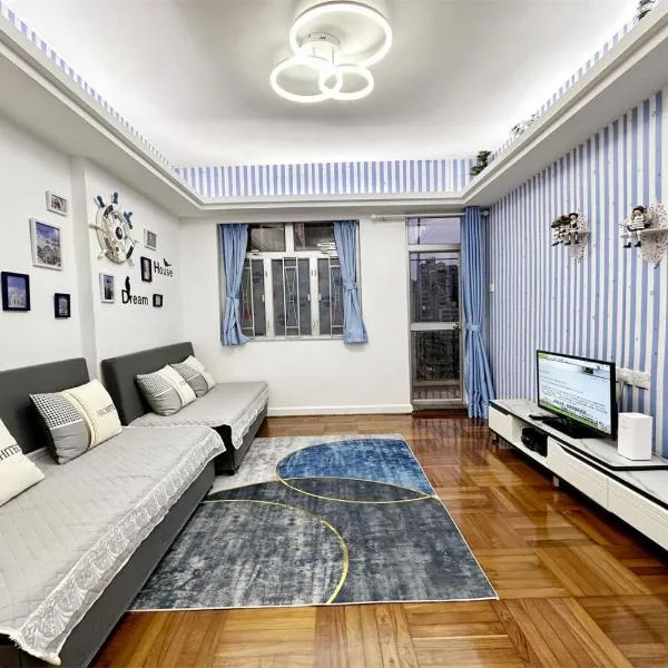 Fantastic Queen beds, 4Rms beside MTR grand 14ppls 2 bathrm、香港のホテル