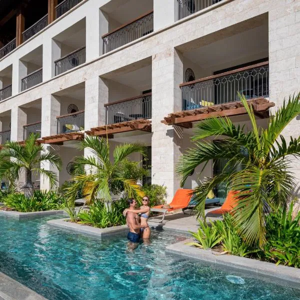Unique Club at Lopesan Costa Bávaro Resort，位于蓬塔卡纳的酒店