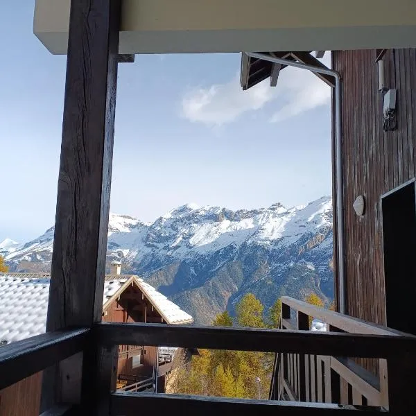 les chalets de puy st vincent, hotel in Puy-Saint-Vincent