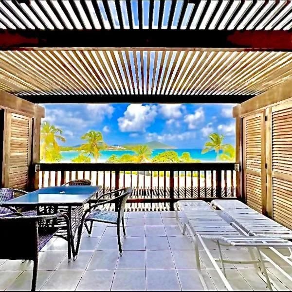 Sapphire Beachfront Condo - View of Paradise - Free Wi - Fi, ξενοδοχείο σε Nazareth