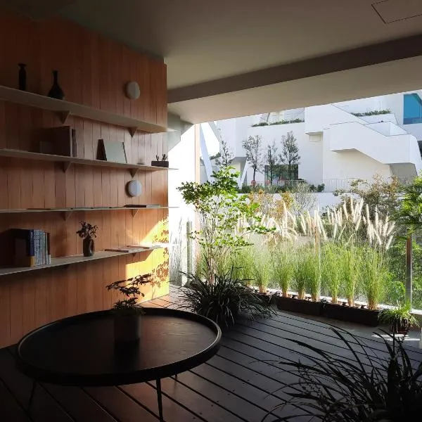 珍友愛J Youai House -台南包棟民宿-2-8人包棟城市景觀住宿, hotel en Tainan