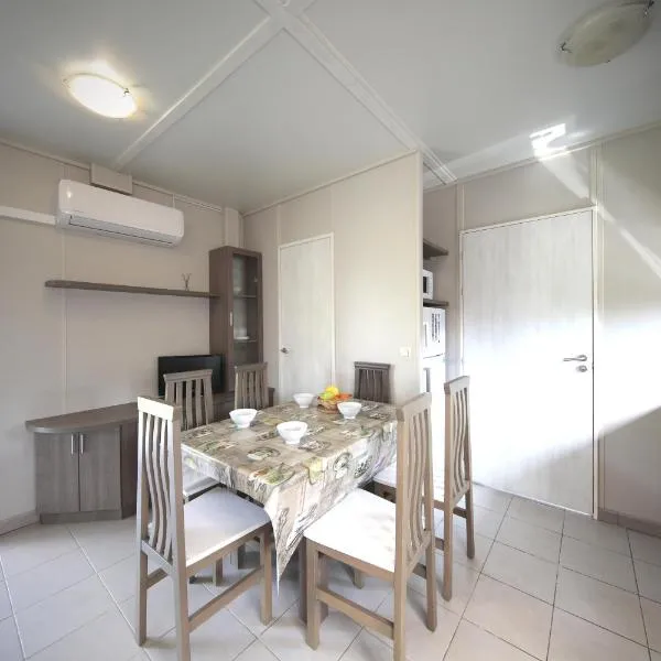 Camping & Bungalows Zumaia, Hotel in Zumaia