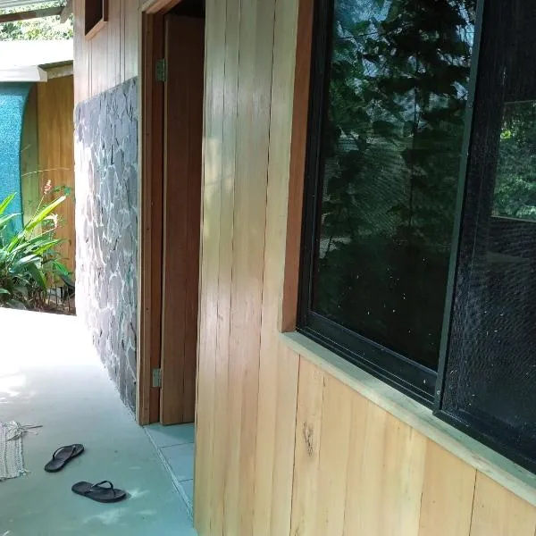 Cabañas Bajo Bosque Drake, Hotel in Drake