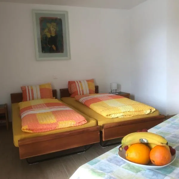 B&B Alpina, ξενοδοχείο σε Le Prese