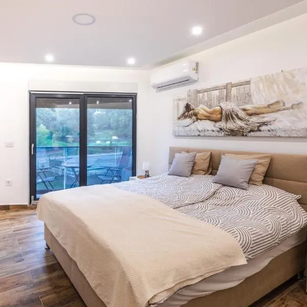 Hedonica Nebeske vode, hotel in Vrdnik