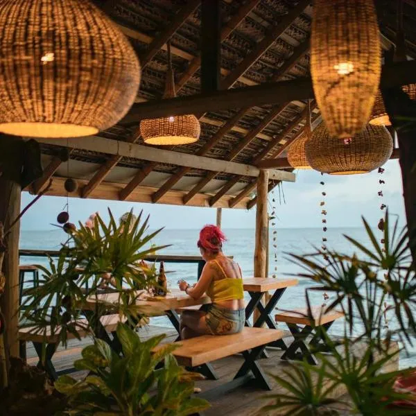 Backpack Beach Hostel & Reggae Bar, hotel in Galle