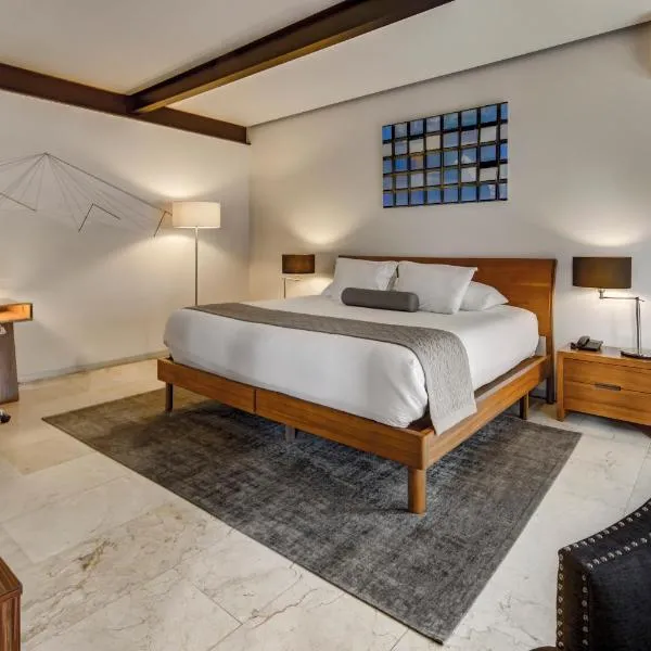 मैक्सिको सिटी में, होटल MX Grand Suites