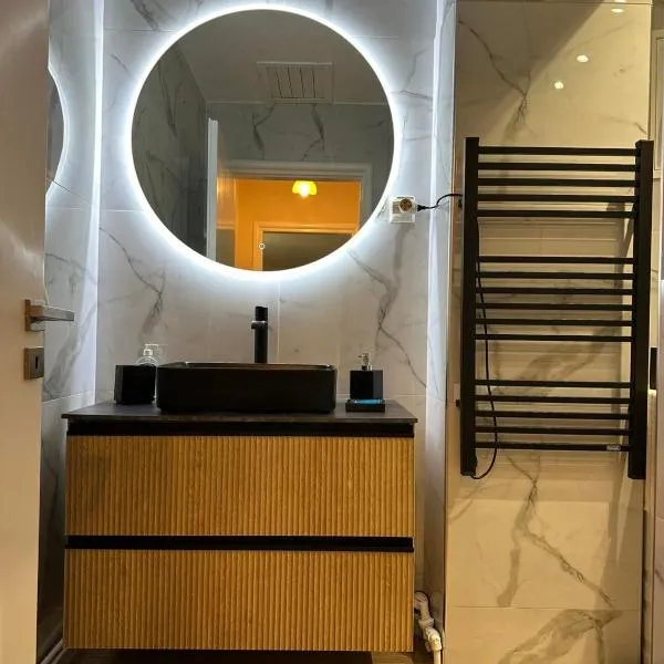 Palaiomonastiro mountain resort 1, hotel in Palaiomonástiron