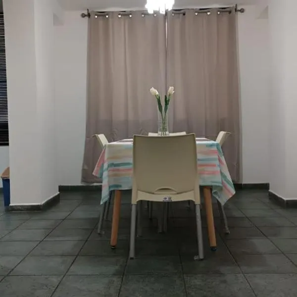 Apartment nice neighborhood – hotel w mieście Maracay