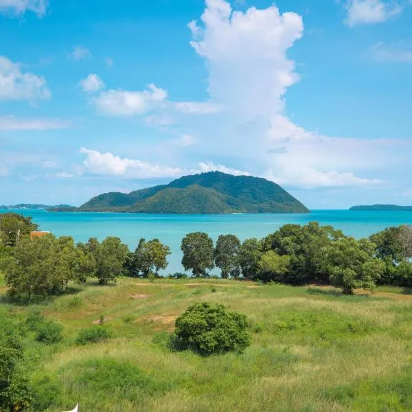 Kana Hotel Phuket普吉岛卡娜酒店, hotel v destinaci Rawai pláž