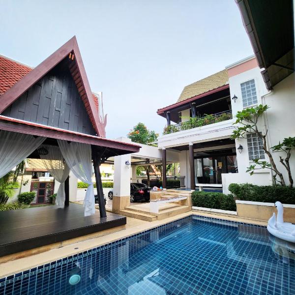 รมิดา พูล วิลล่า พัทยา Ramida Pool Villa Pattaya