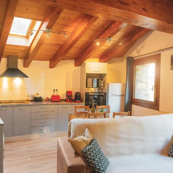 Casa amb molt encant i tranquilitat., hôtel à Ansalonga