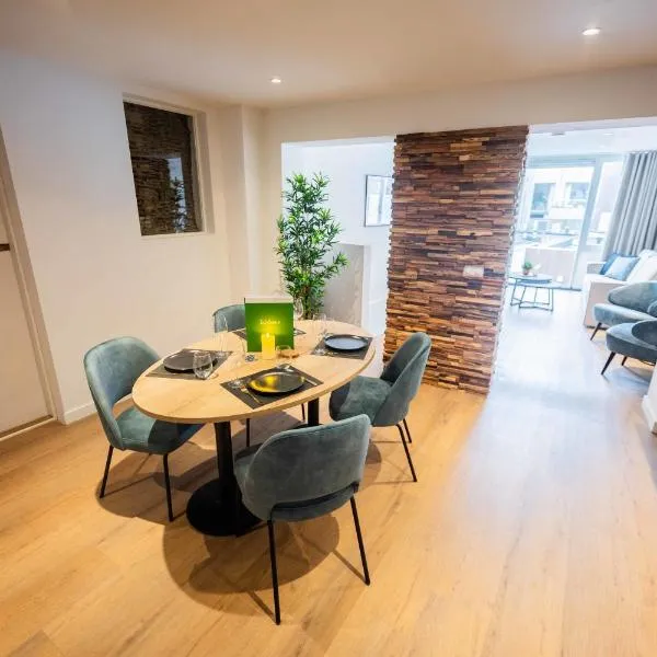 Historical 80m2 Retreat with Sauna option - R51B, hotel em Eindhoven