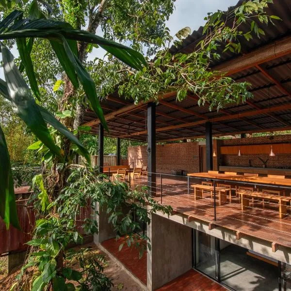 River Pavilion, Kitulgala, hôtel à Yatiyantota