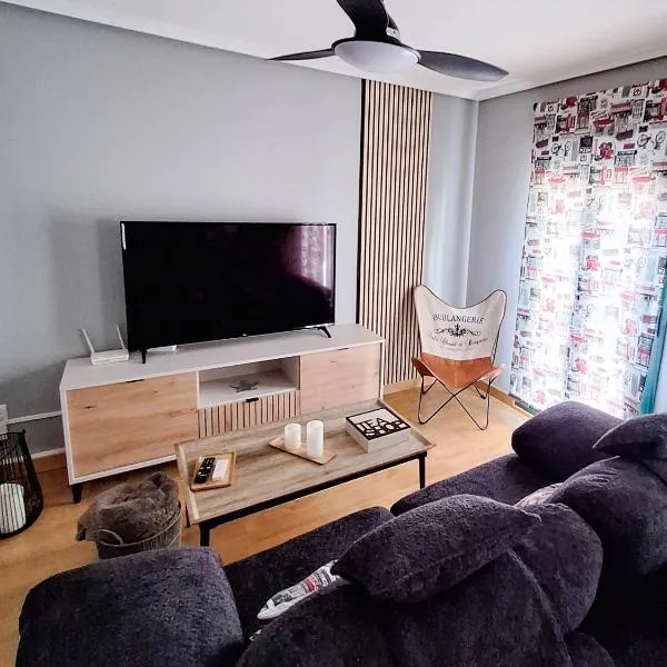 Apartamento Turístico El Canalizo I, hotel a Candelario