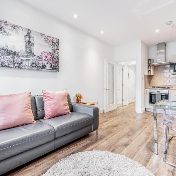 Bright & Modern 2-Bed Notting Hill Apartment