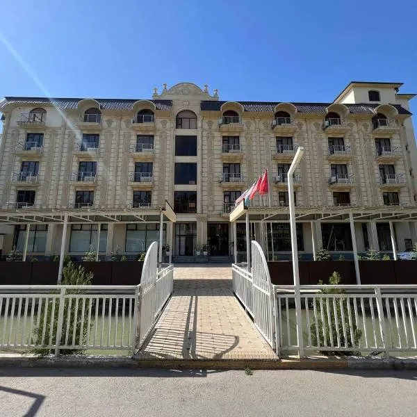HUMO PLAZA, hotel en Ferganá
