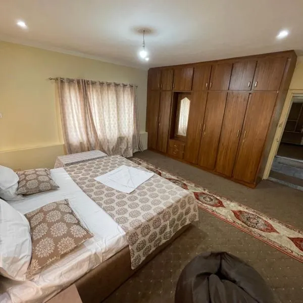 The Khayabaan - Your Fully Equipped Air-Conditioned Serviced Apartments in Srinagar, hotell sihtkohas Srinagar