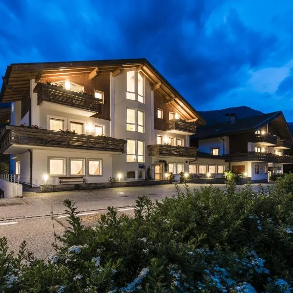 Pension Prack, hotel v Brunicu