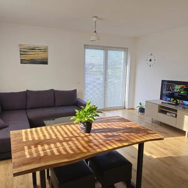 Gunskirchen - Wels Wohnung, hotel v destinaci Gunskirchen