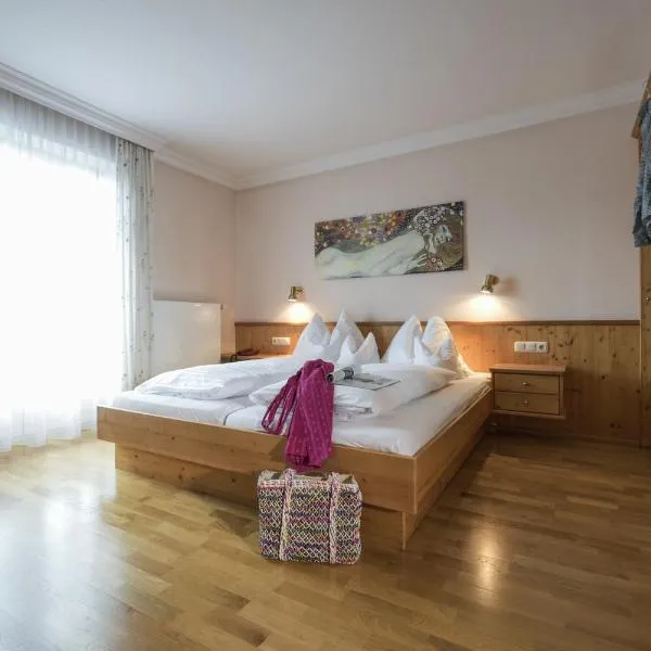 Hotel & Restaurant Ragginger Attersee, hôtel à Nussdorf am Attersee