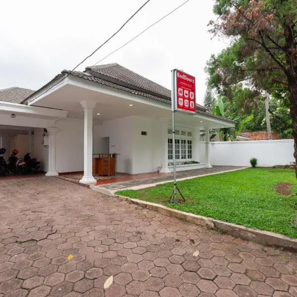RedDoorz @ Kemang Dalam, hotel v destinácii Jakarta