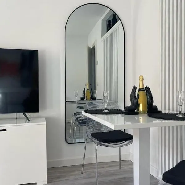 Urban Home by Unique Rooms, Hotel in Burgos