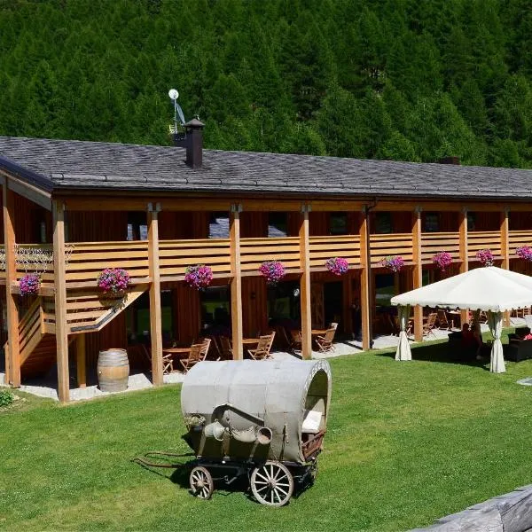 La Tresenda Hotel and Mountain Farm, hotel in Livigno