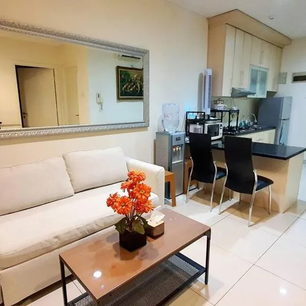 Central Park Residence Podomoro Condo for Four, готель у місті Джакарта