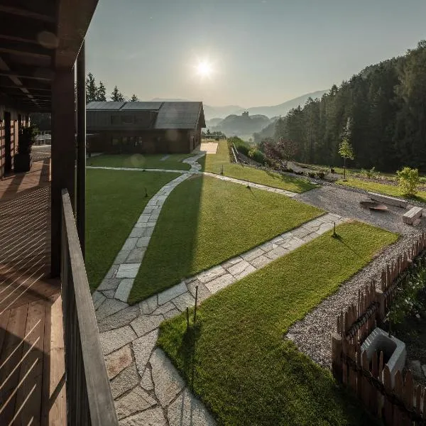 Arieshof Castell, ξενοδοχείο σε San Lorenzo di Sebato