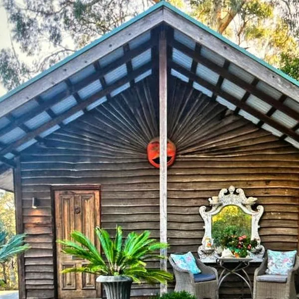 Rainy Hill Retreat - The Cottage, ξενοδοχείο σε Cockatoo