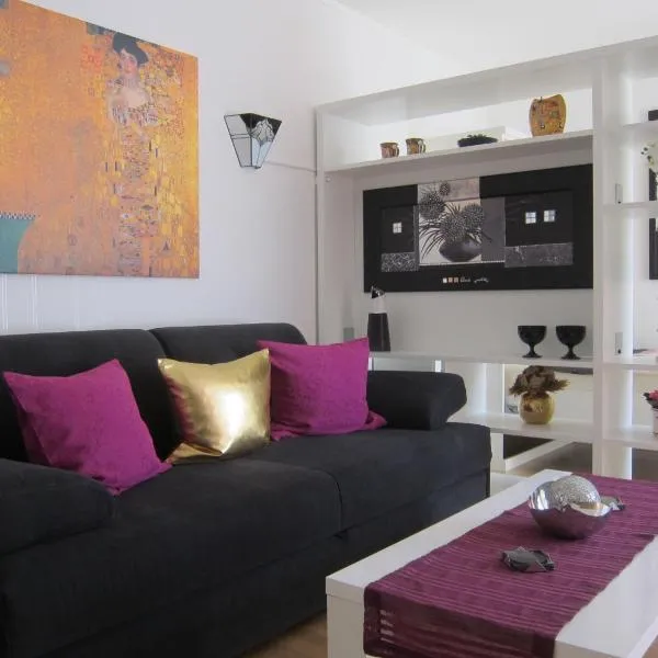 Modernes 1 Zimmer Luxusappartement KLEINER ROLAND mit Parkplatz und Balkon in Bremen Nähe Zentrum, hotel a Bremen