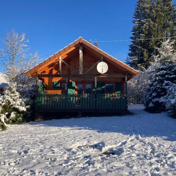 Camping-Chalets La Favière, hotel em Lac des Rouges Truites