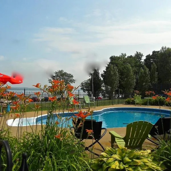 Chalets Plage St-Jean 2、Saint-Jeanのホテル