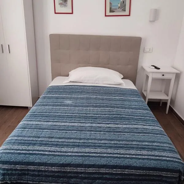 ALO ALO ALBERGO, hotel a Casteggio