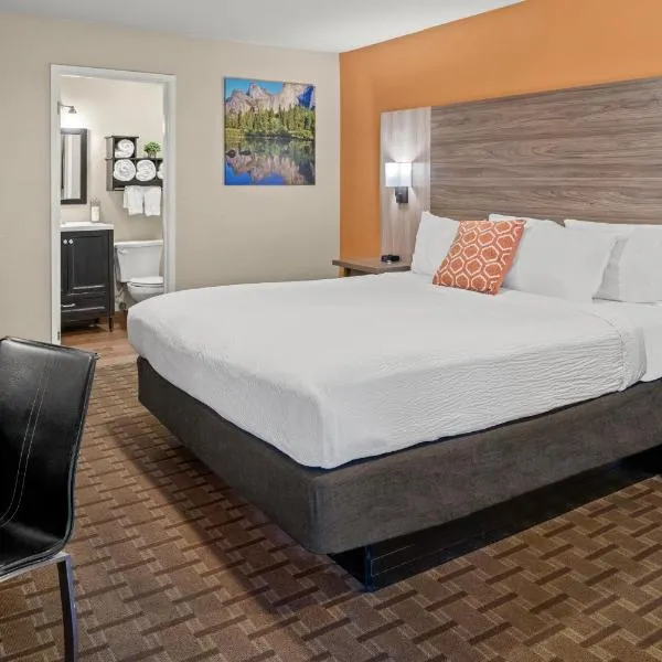 Buck Meadows Lodge, hotel in Groveland