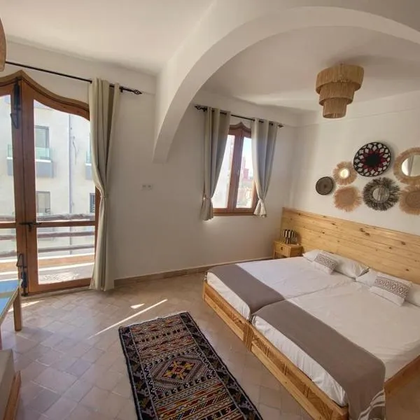 MAKTUB SURF HOUSE, hotel v destinaci Tamraght Ouzdar