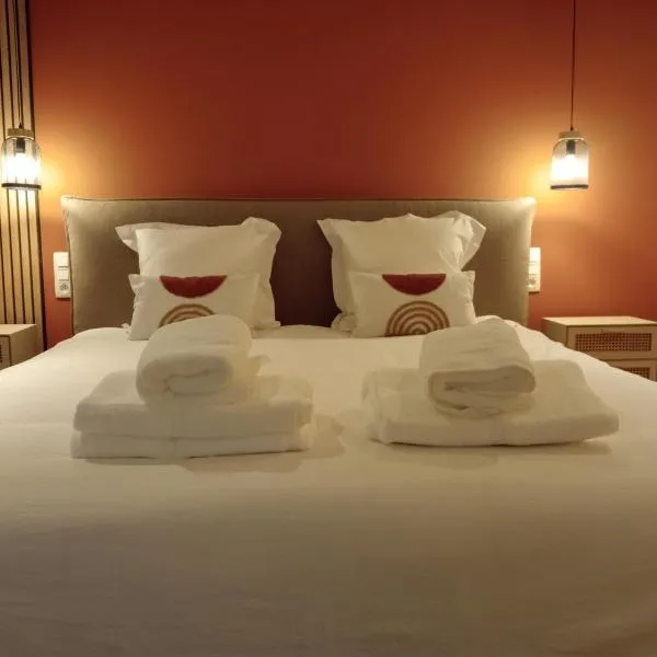 Dionbulles & Dionlodge Guesthouse, Private Wellness with pool in option, hotel u gradu 'Chaumont-Gistoux'