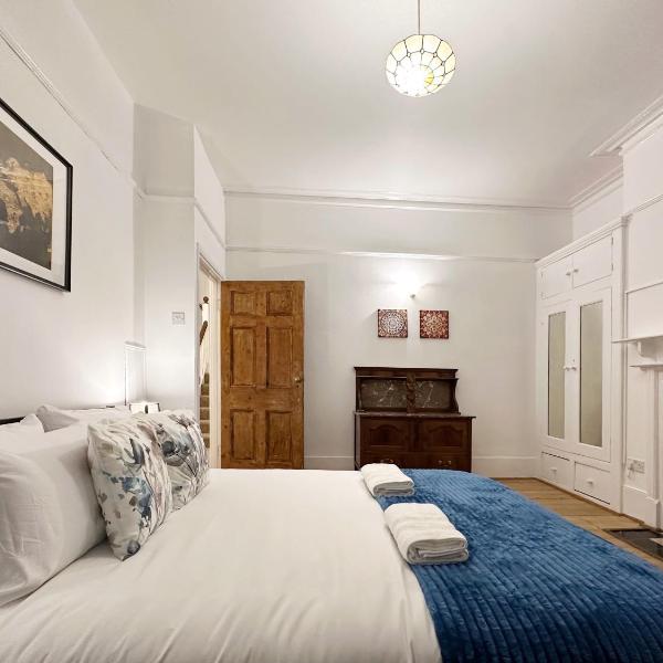 Hannah Place Near Finsbury Park - 4 Double Beds, Ideal for Families, max 8 people, London
