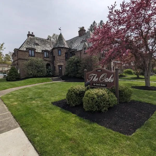 The Oaks B&B Hotel and Spiritual Center, hotel en Jamestown